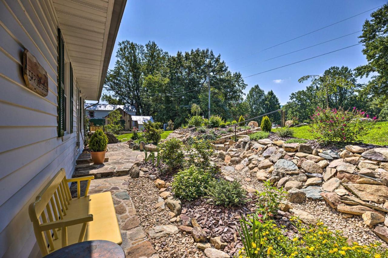 Charming Cottage Less Than 10 Mi To Wineries And Skiing! Nellysford Bagian luar foto