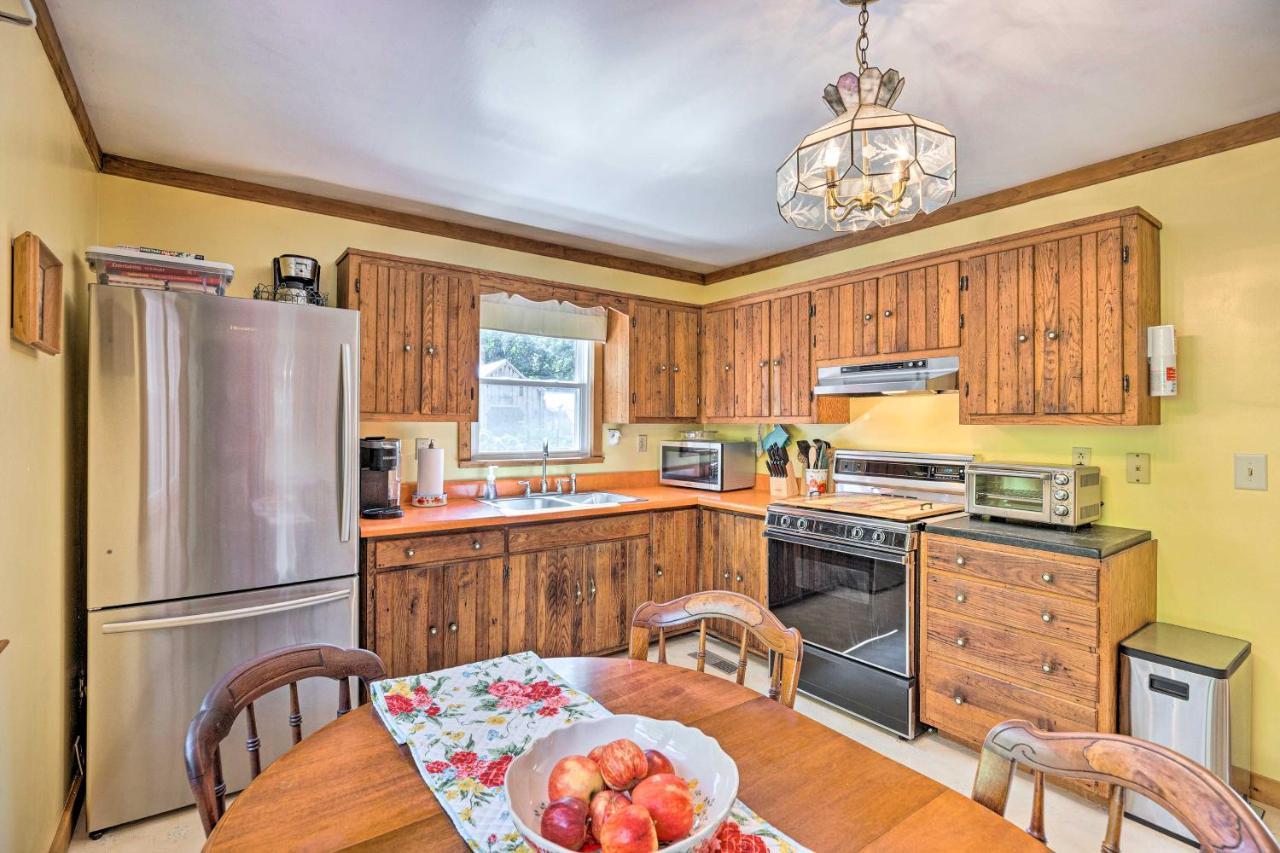 Charming Cottage Less Than 10 Mi To Wineries And Skiing! Nellysford Bagian luar foto